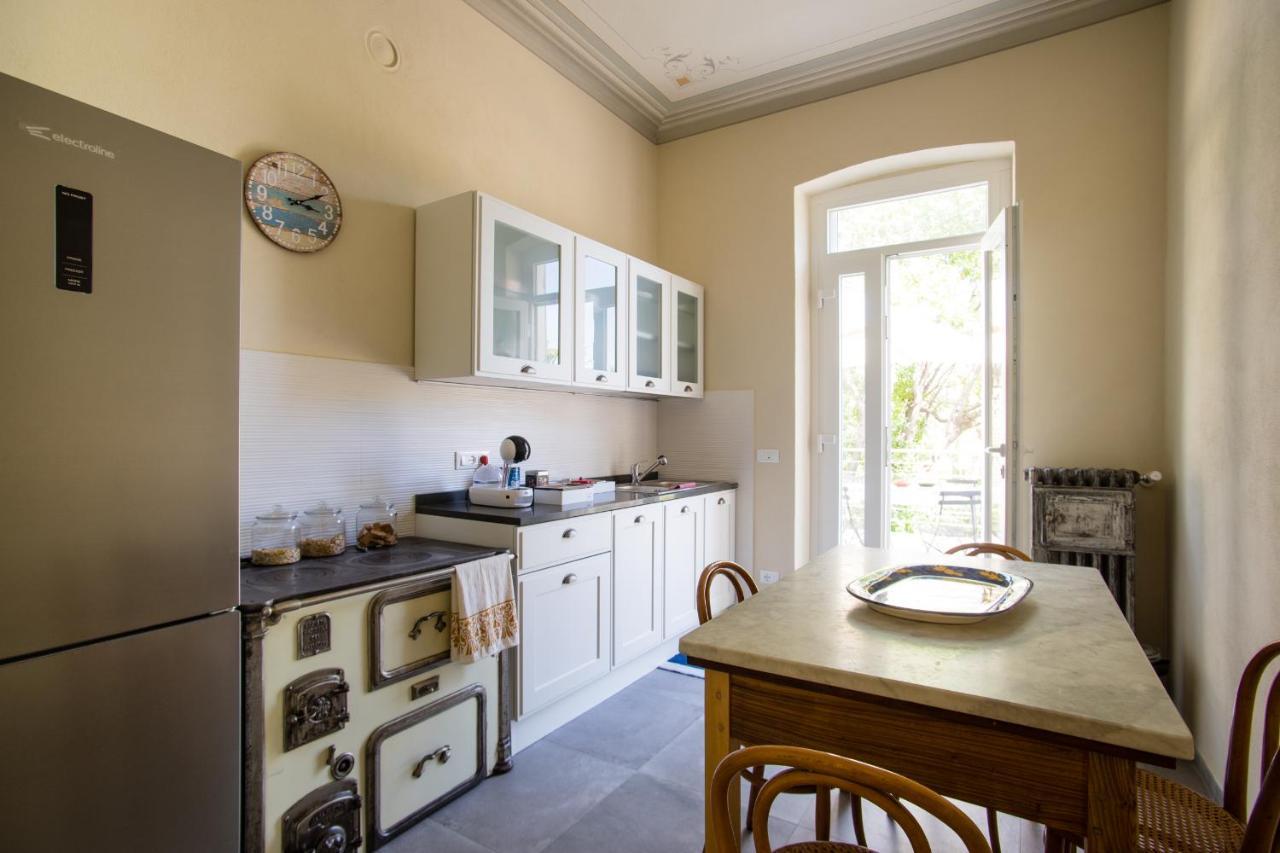 Bed and Breakfast Bb Ca De Ma Pietra Ligure Exterior foto