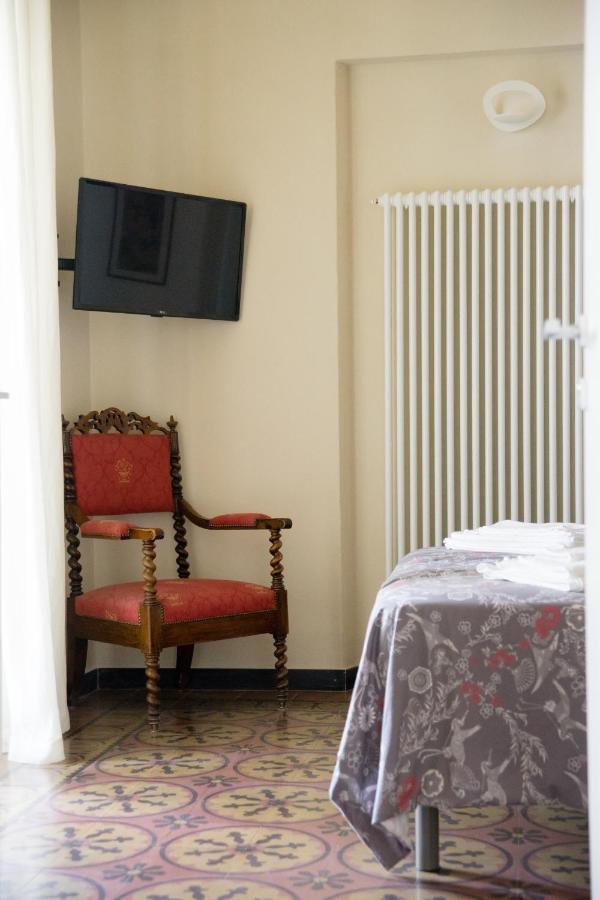 Bed and Breakfast Bb Ca De Ma Pietra Ligure Exterior foto