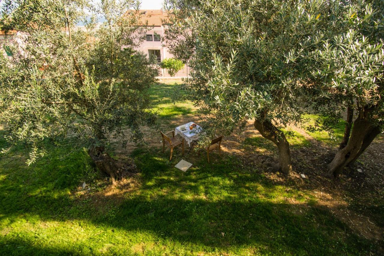 Bed and Breakfast Bb Ca De Ma Pietra Ligure Exterior foto
